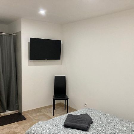 Mas Feuillade Logement Partage Nîmes Eksteriør bilde